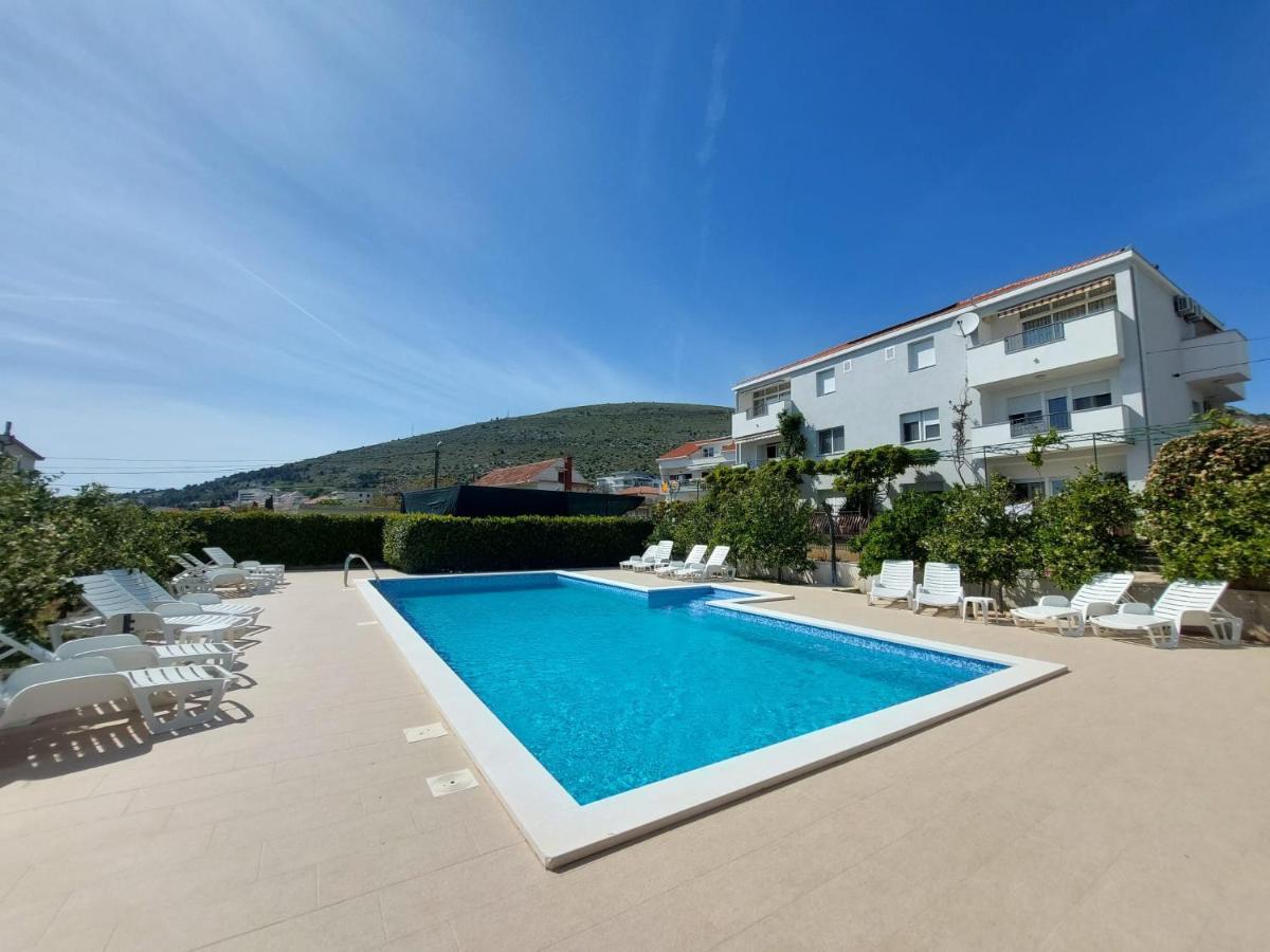 Apartments Zulim Trogir Extérieur photo
